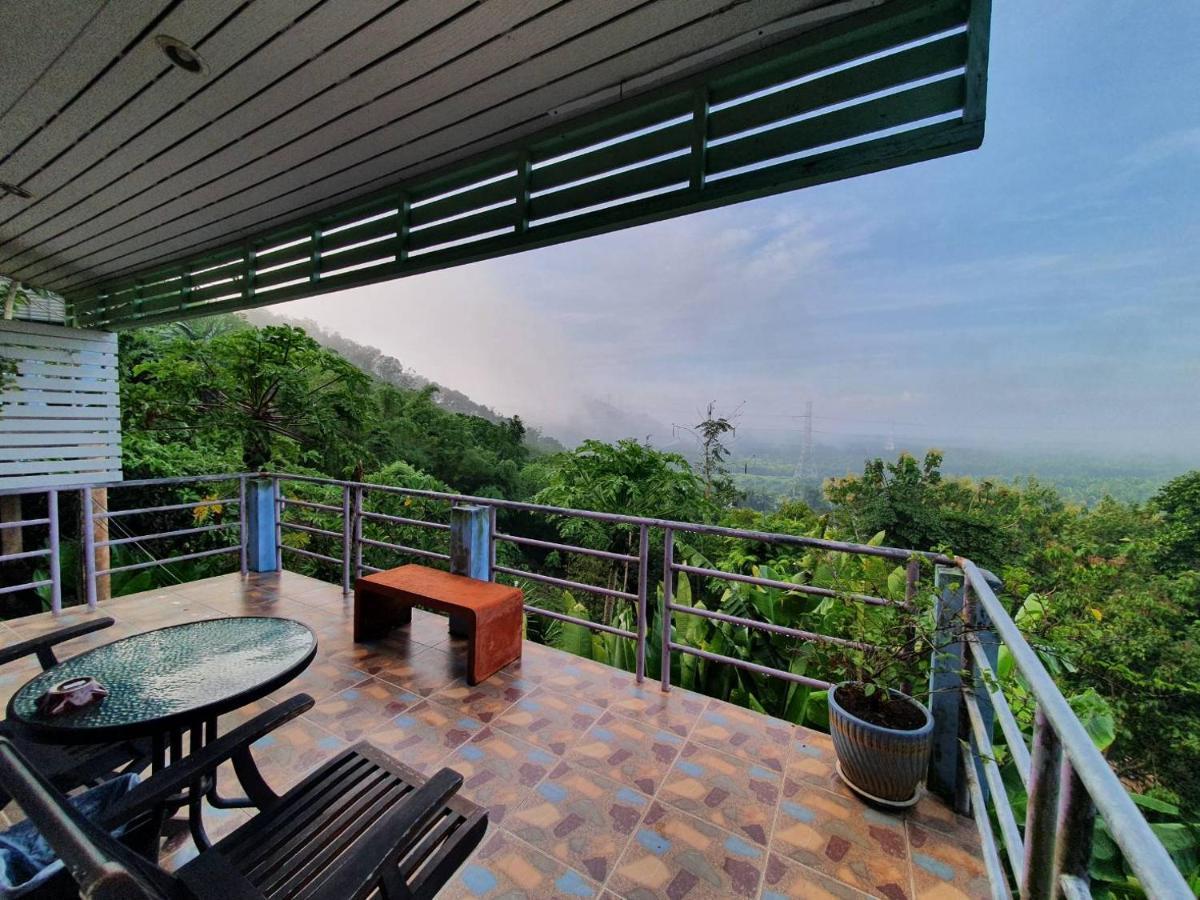 Baan Khao Noi Resort Сурат-Тхані Екстер'єр фото
