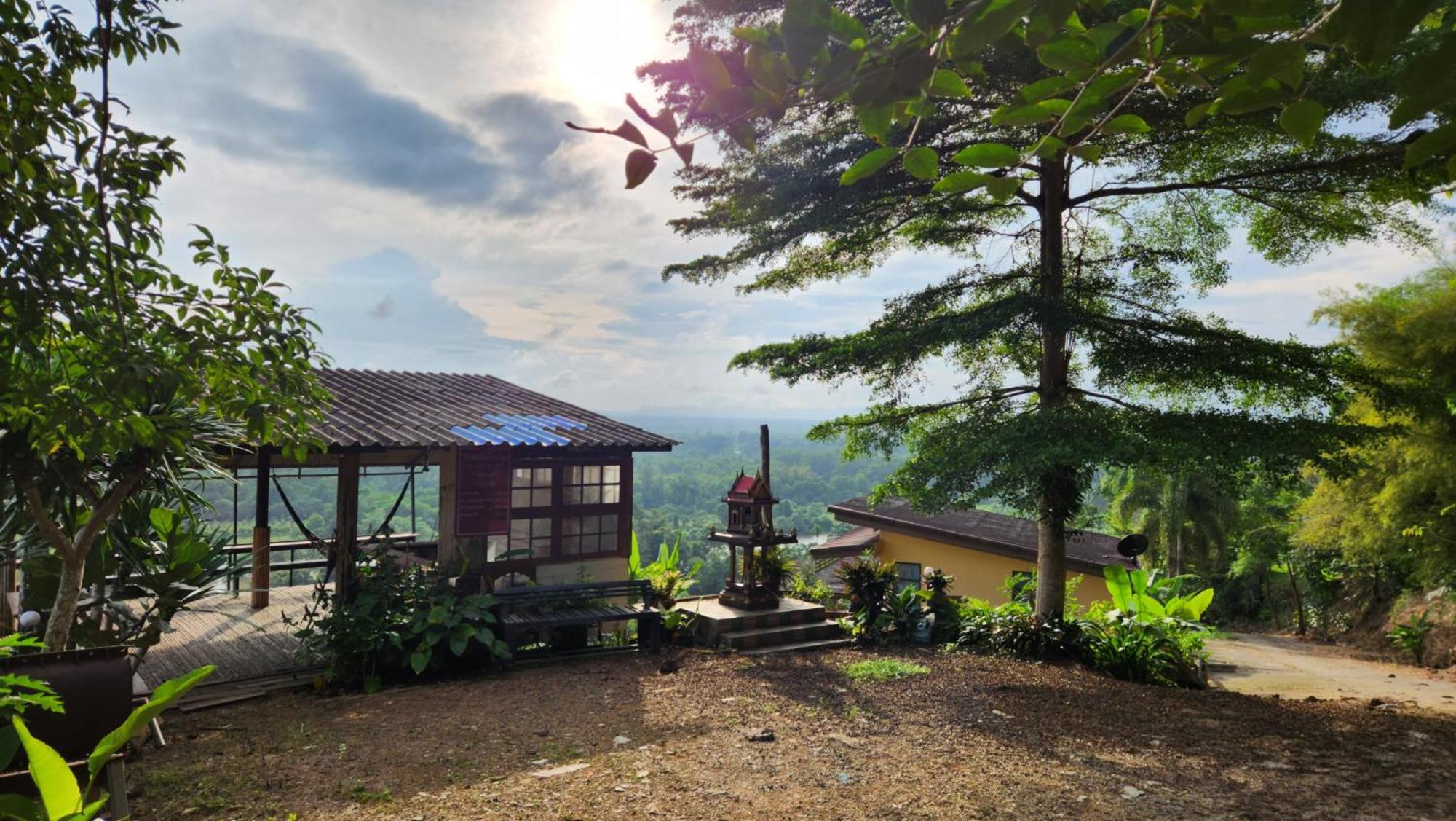 Baan Khao Noi Resort Сурат-Тхані Екстер'єр фото
