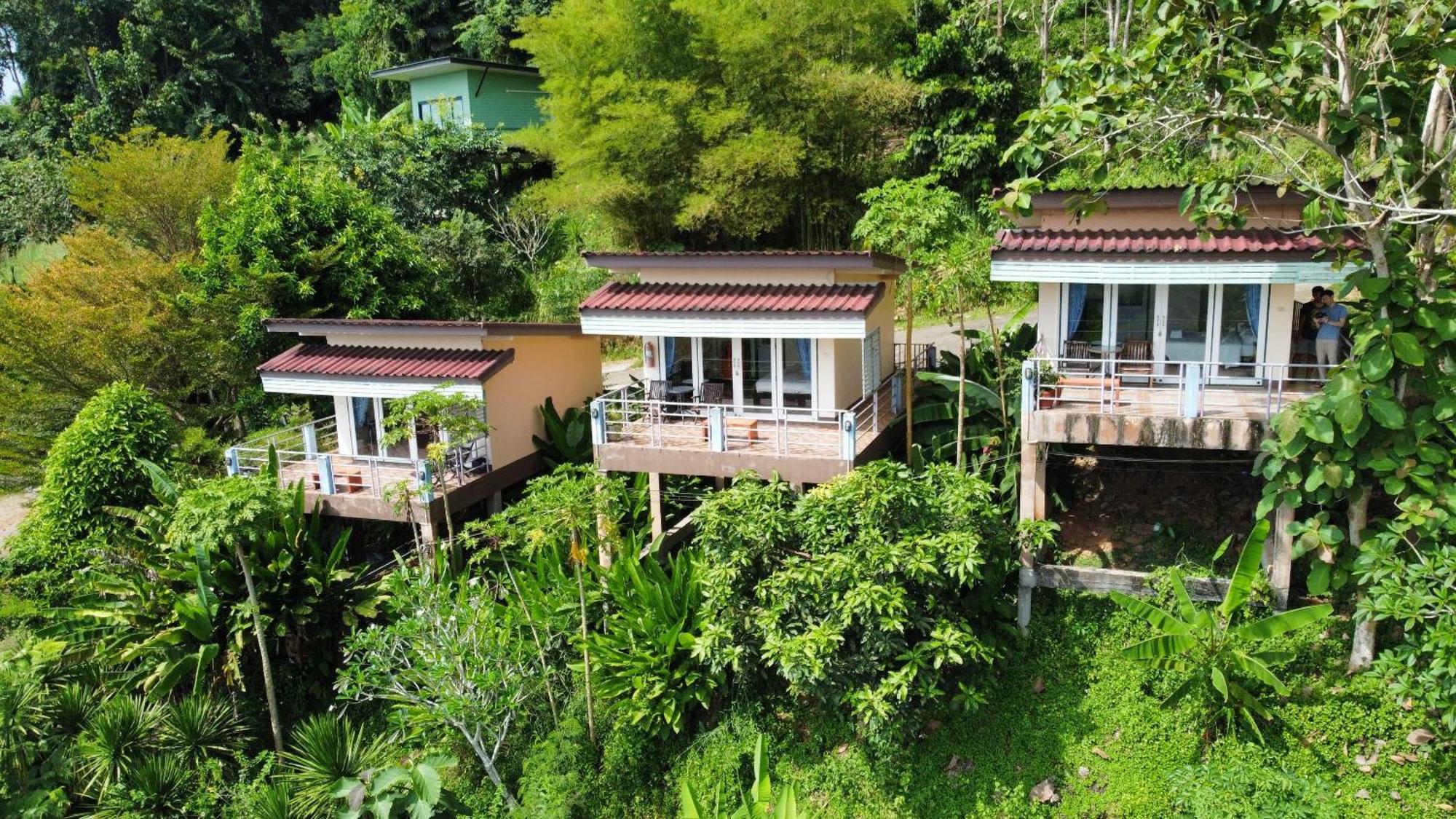 Baan Khao Noi Resort Сурат-Тхані Екстер'єр фото